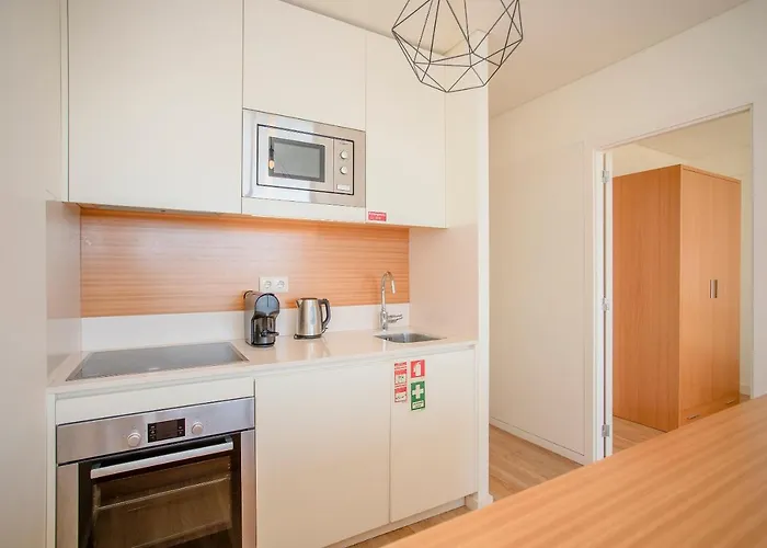 Liiiving In | Downtown View Apartment