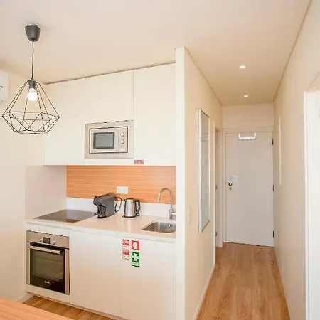 Liiiving In | Downtown View Apartamento